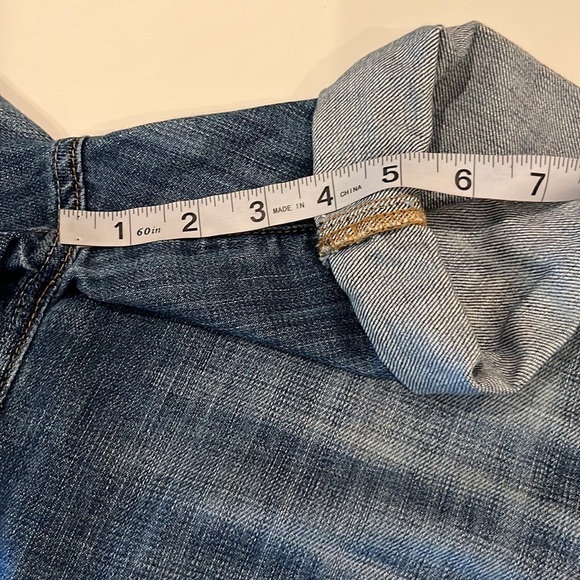 Joes Jeans 5” Inseam Mid Rise Shorts Size 26 - Picture 7 of 16